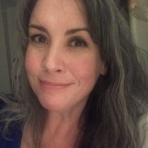 Meet your Posher, Leigh